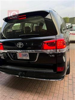 تويوتا لاندكروزر